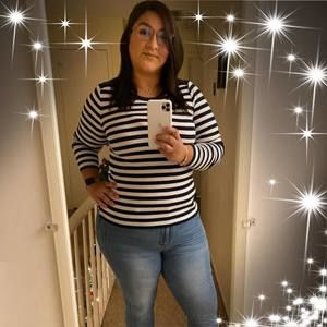 Meet your Posher, Yeidy